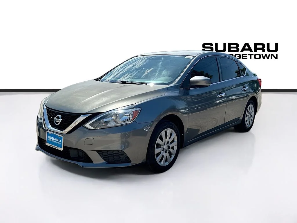 Used 2018 Gray Nissan S image 3