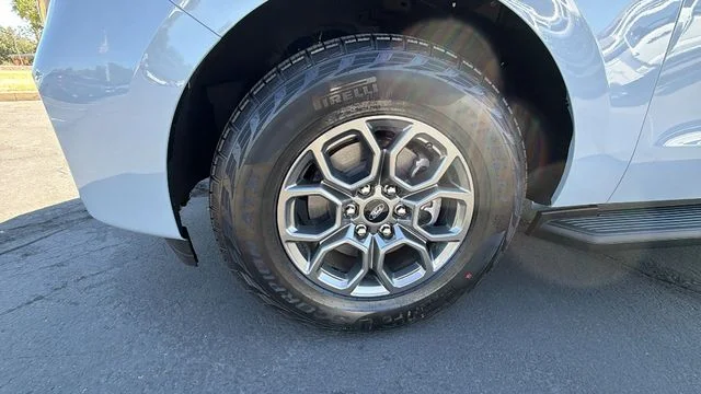 New 2027 Glacier Gray Metallic Tri-Coat Ford Active image 10