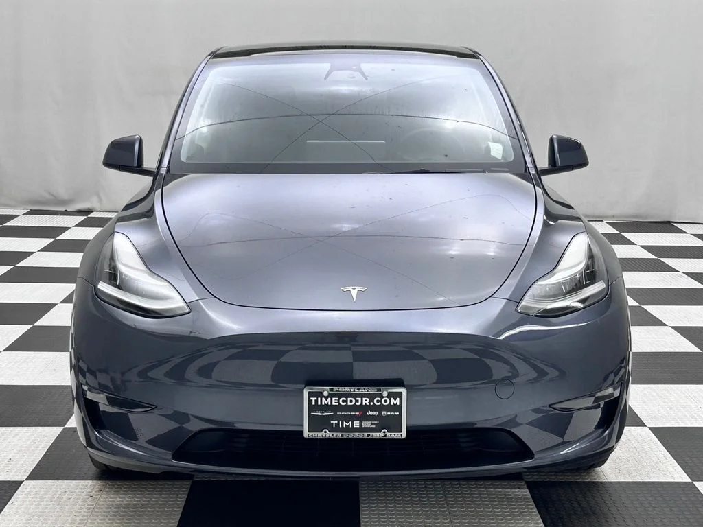 Used 2023 Gray Tesla Long Range image 3