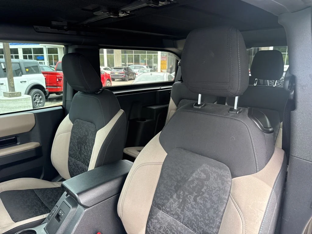 Used 2022 Black Ford Wildtrak image 23