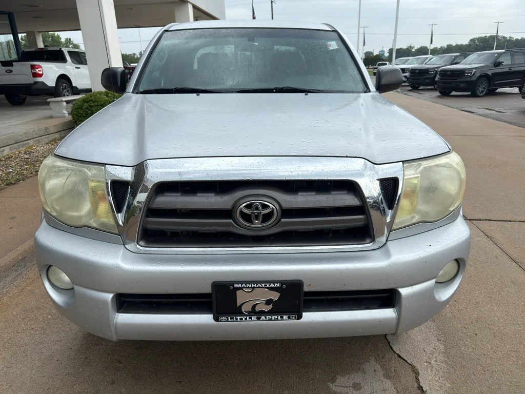 Used 2010 Silver Streak Mica Toyota PreRunner image 3