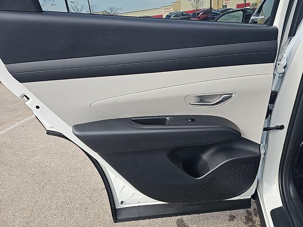 New 2026 White Hyundai SEL AWD image 28