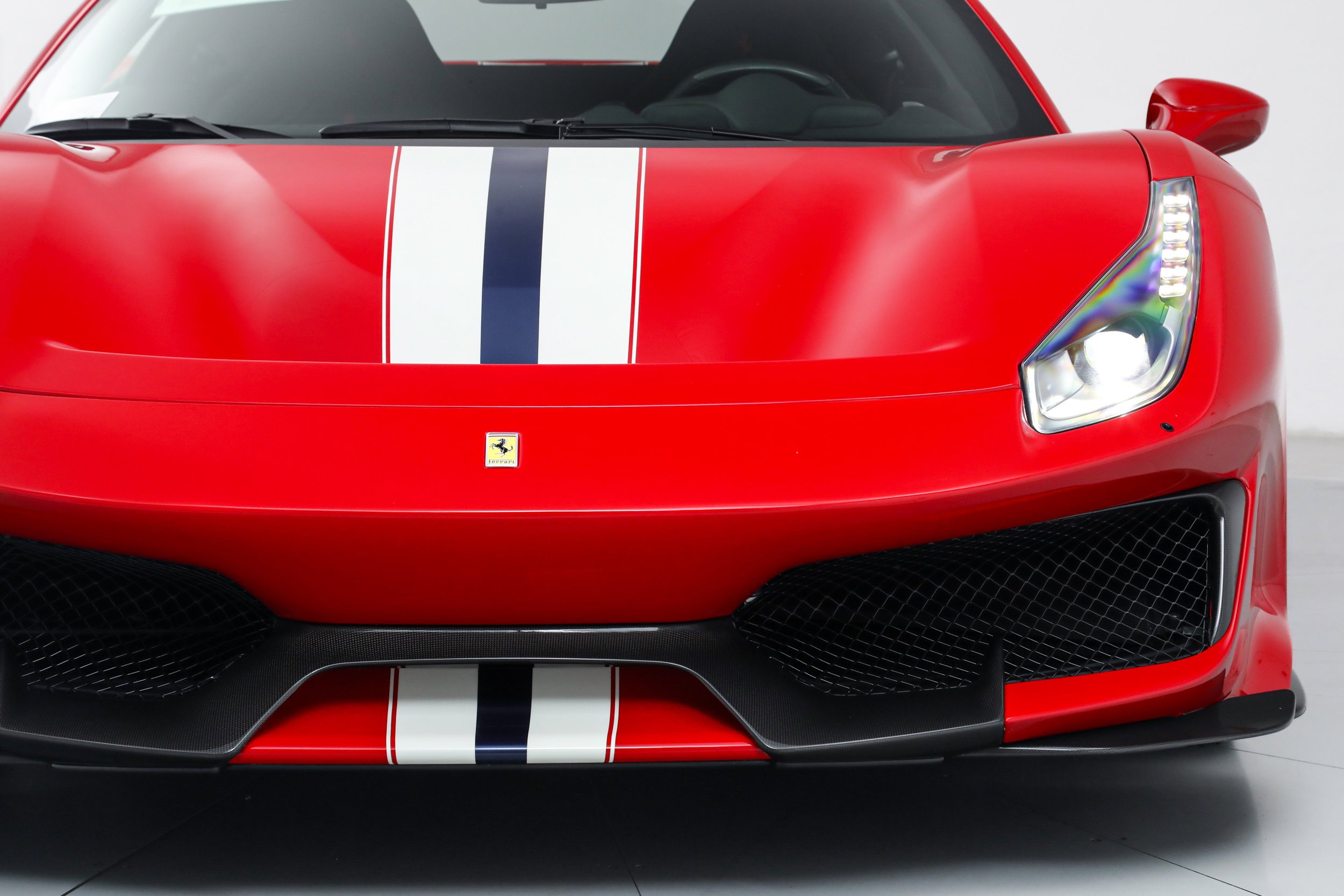 Certified Used 2020 Red Ferrari  image 38