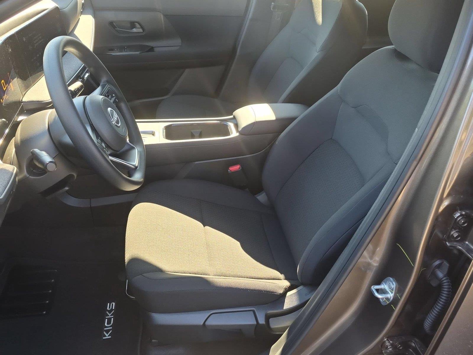 New 2027 Canyon Bronze Metallic Nissan S image 17