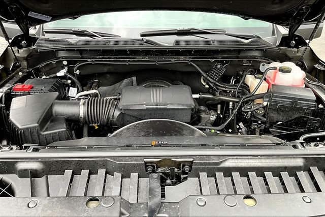 Used 2024 Black GMC AT4 image 31
