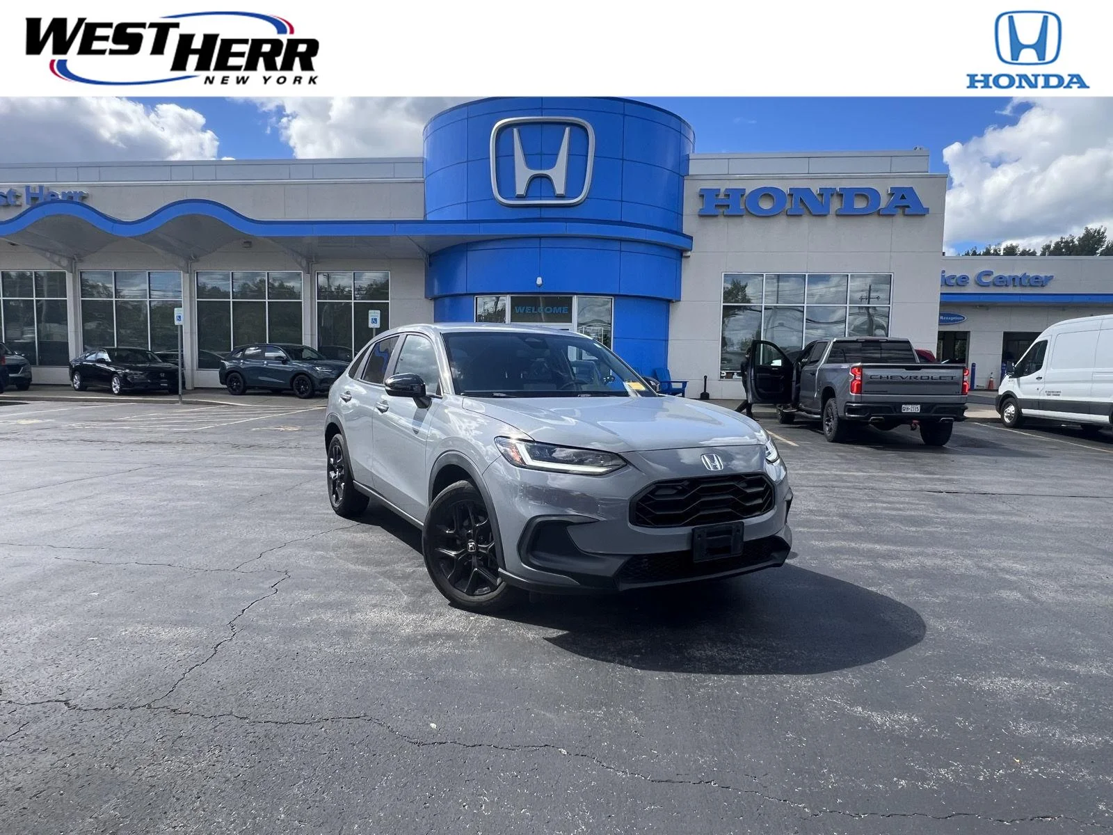 Used 2024 Urban Gray Pearl Honda Sport image 1