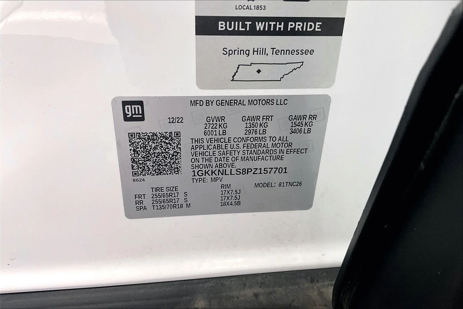 Used 2023 Summit White GMC AT4 image 34