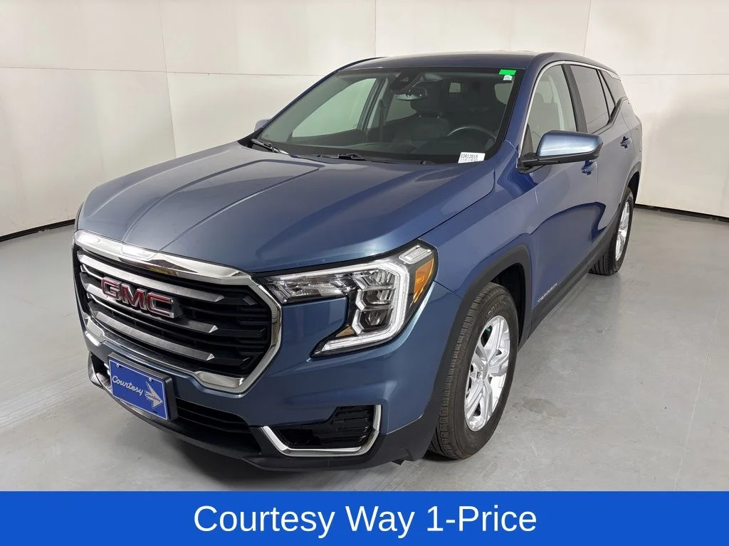 Used 2024 Blue GMC SLE image 5