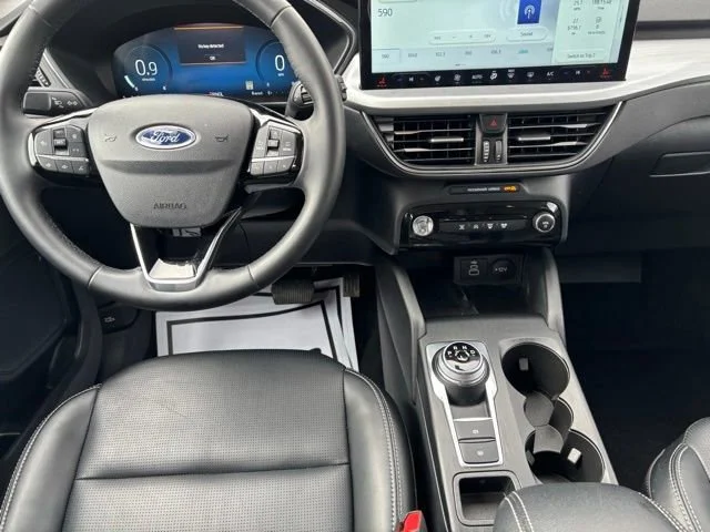 Used 2025 Black Ford Platinum image 18