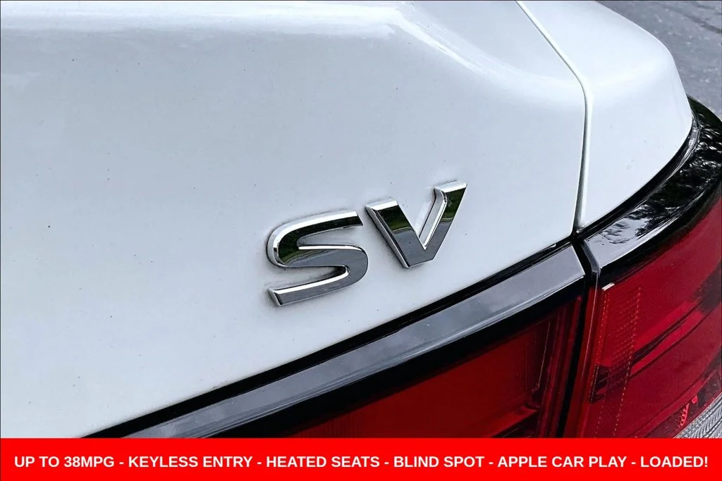 Used 2023 White Nissan SV image 29
