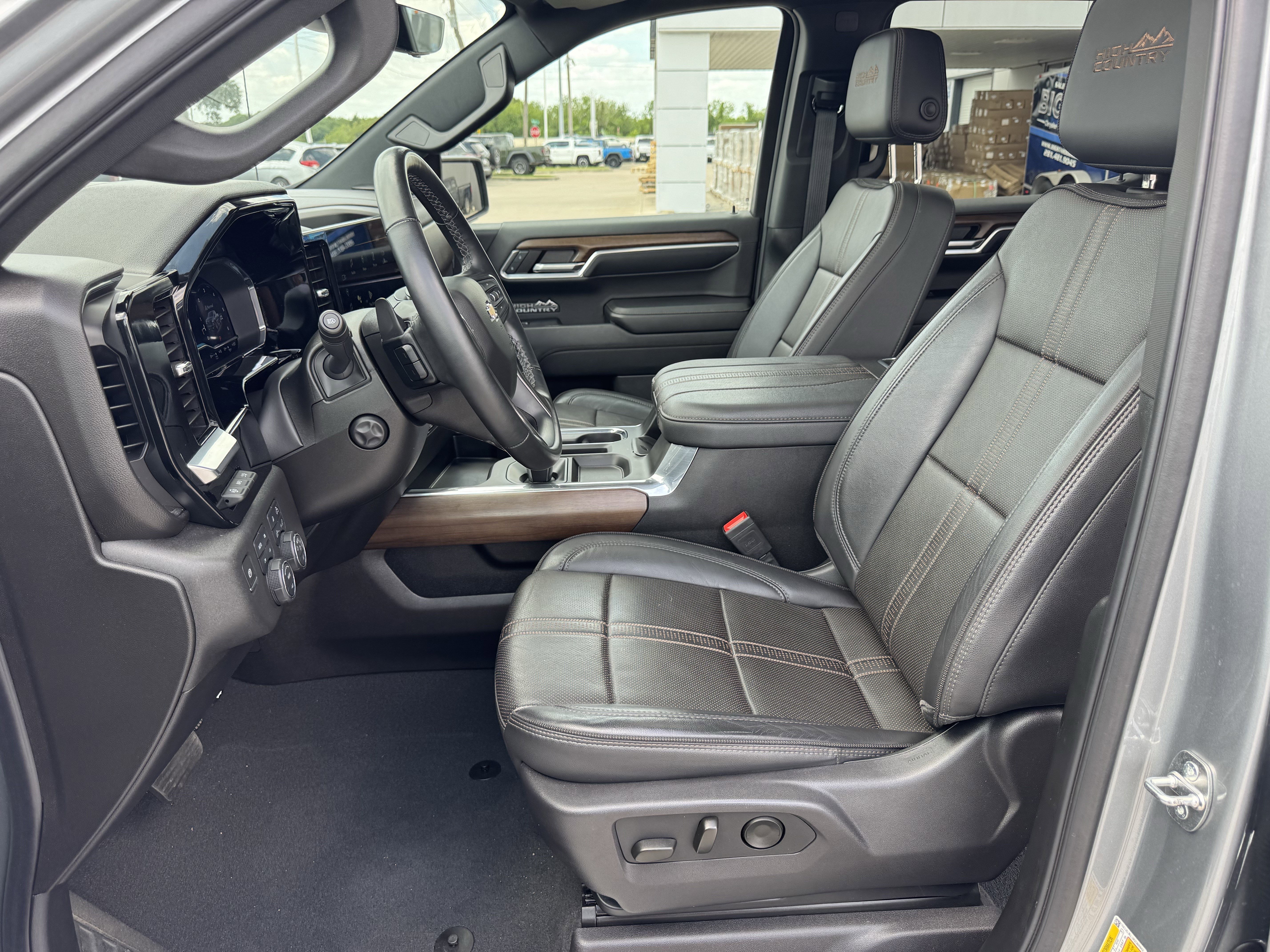 Used 2024 Sterling Gray Metallic Chevrolet High Country image 27