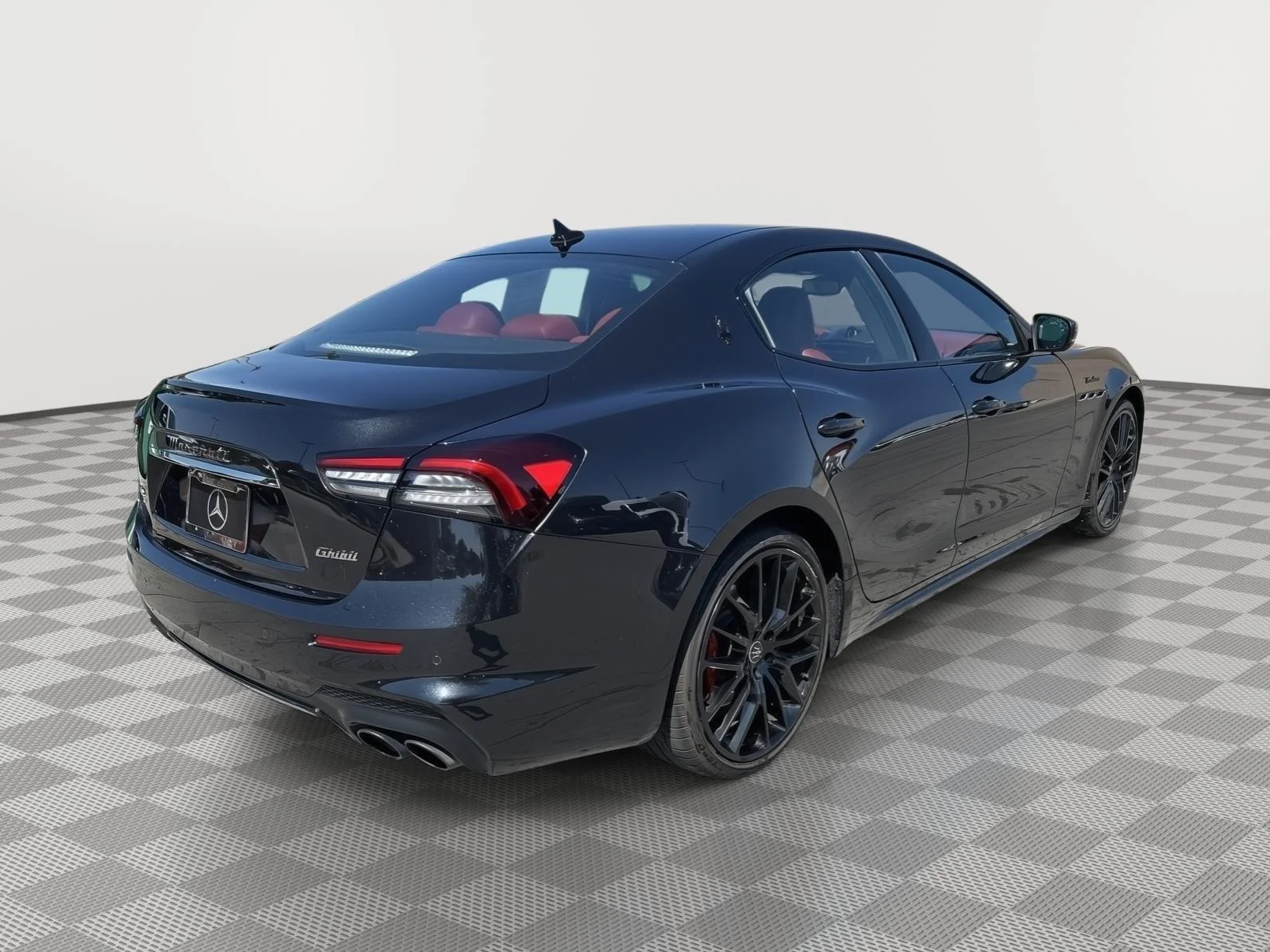 Used 2022 Nero Ribelle Metallic Maserati Modena Q4 image 3
