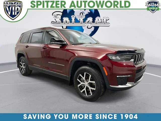 Used 2024 Red Jeep Limited image 1