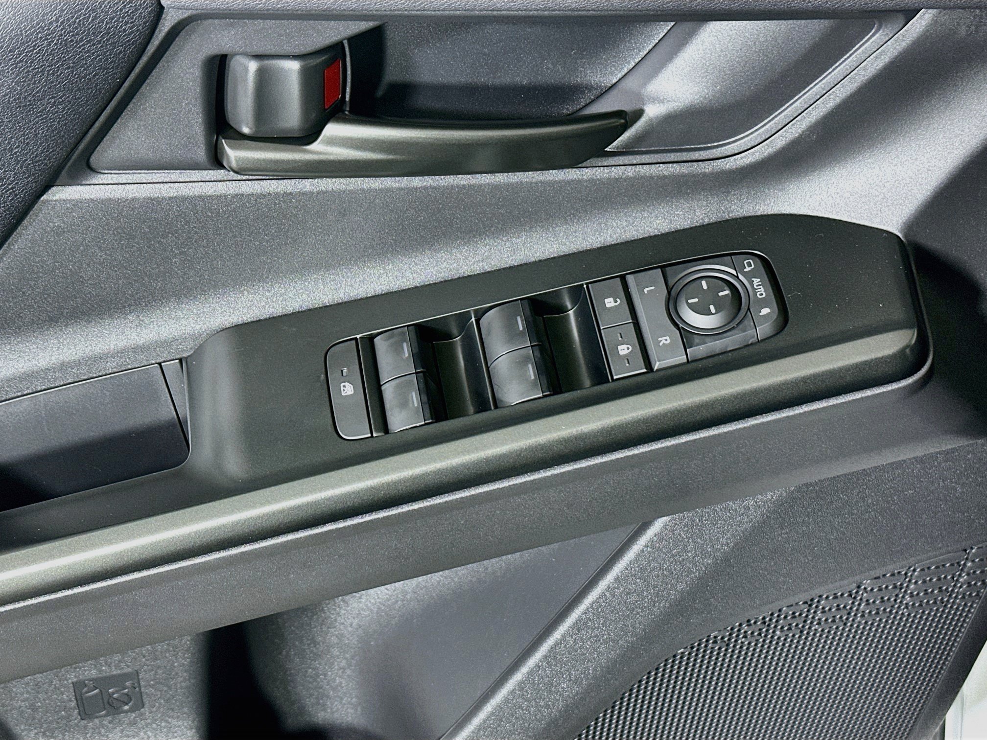 New 2026 Wind Chill Pearl Toyota XLE image 14