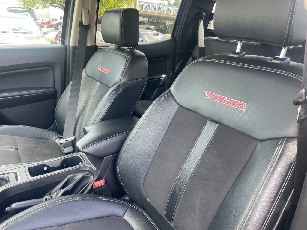 Used 2023 Carbonized Gray Metallic Ford Lariat image 9