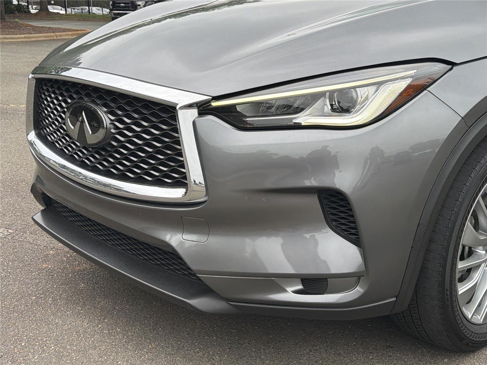 Used 2024 Graphite Shadow INFINITI LUXE image 33