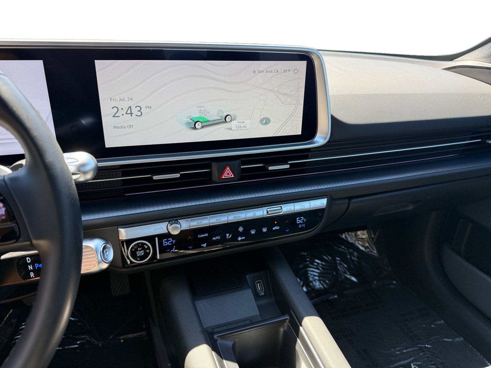 Certified Used 2024 Silver Hyundai SEL image 12