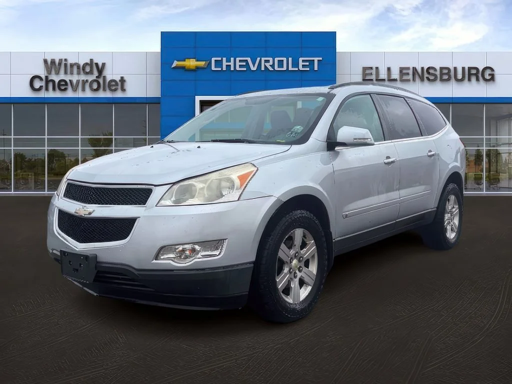 Used 2010 Silver Ice Metallic Chevrolet LT w/1LT image 3