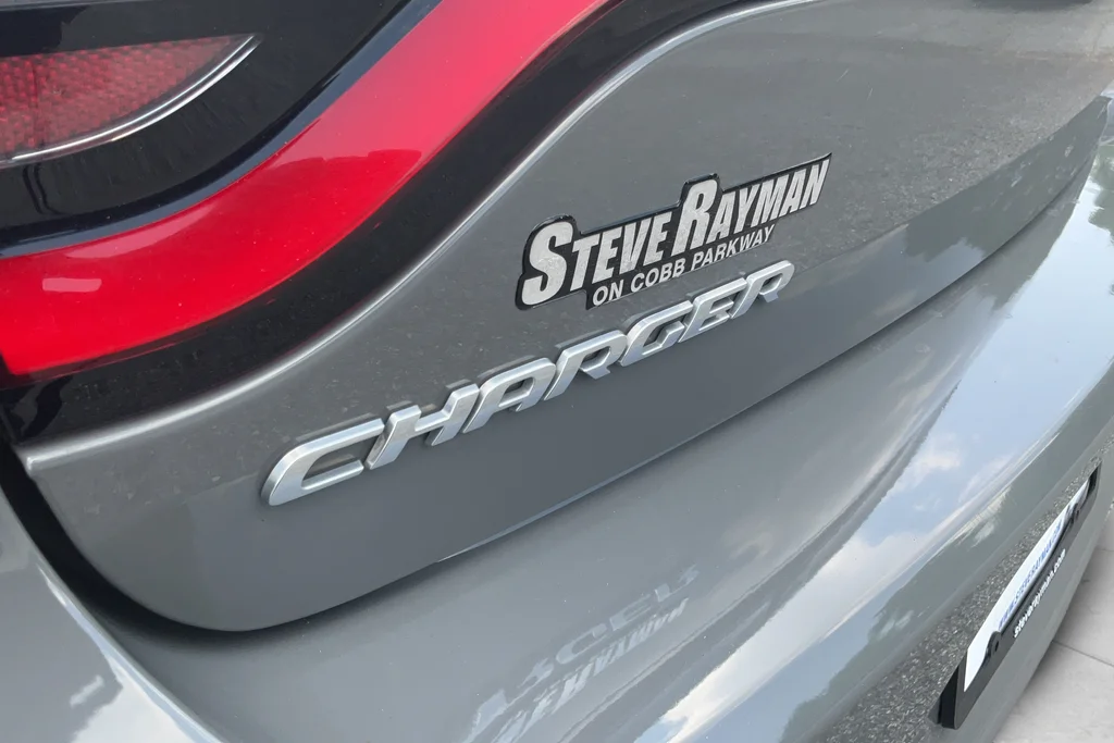 Used 2023 Gray Dodge SXT image 28