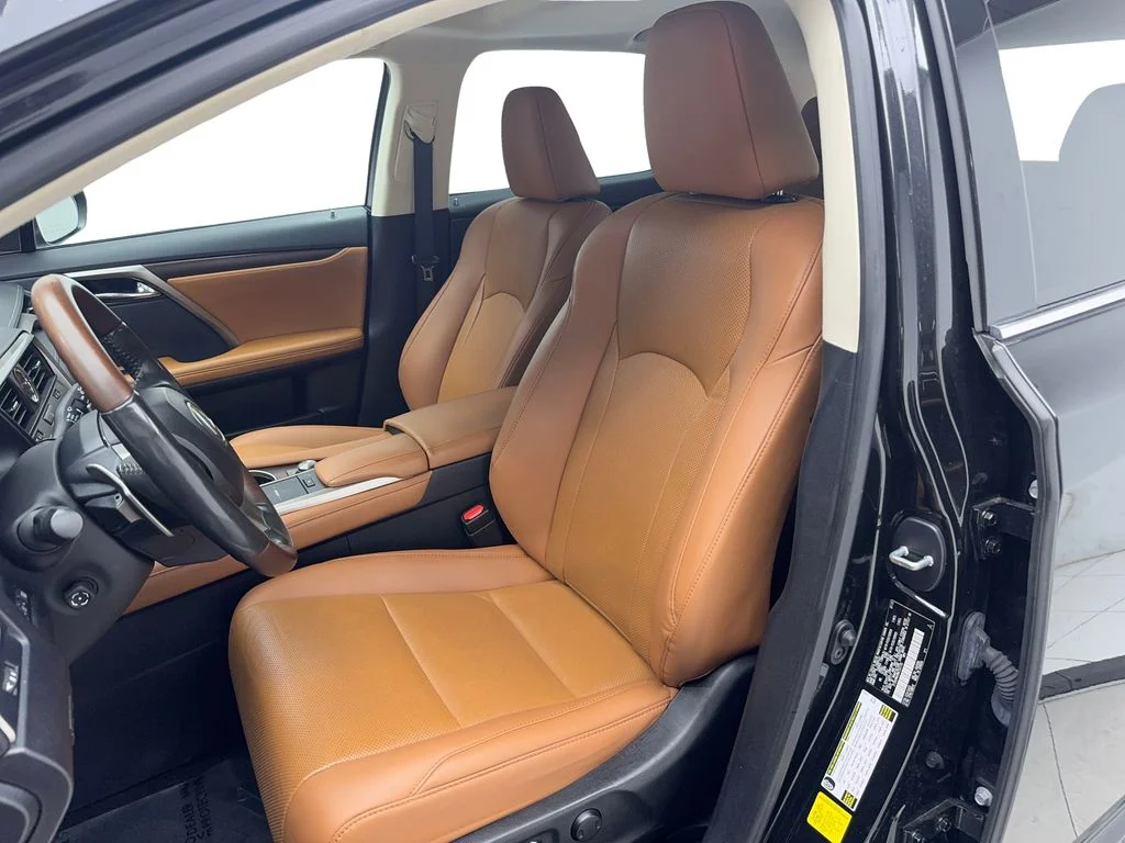 Used 2022 Black Lexus 350 image 18