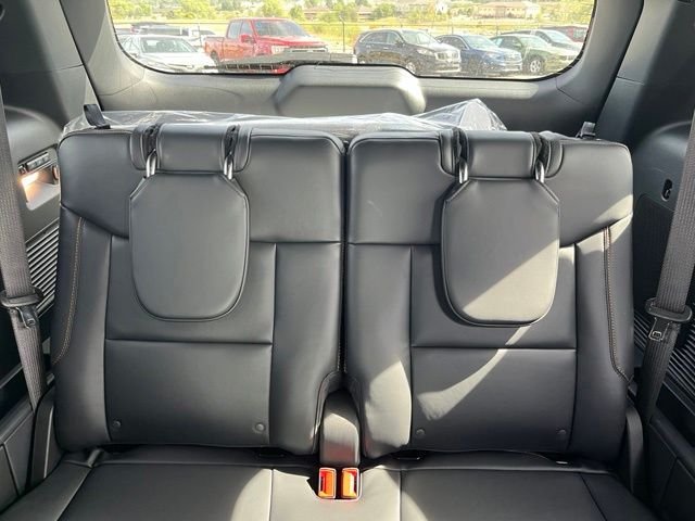 New 2026 Space White Metallic Ford Tremor® image 18
