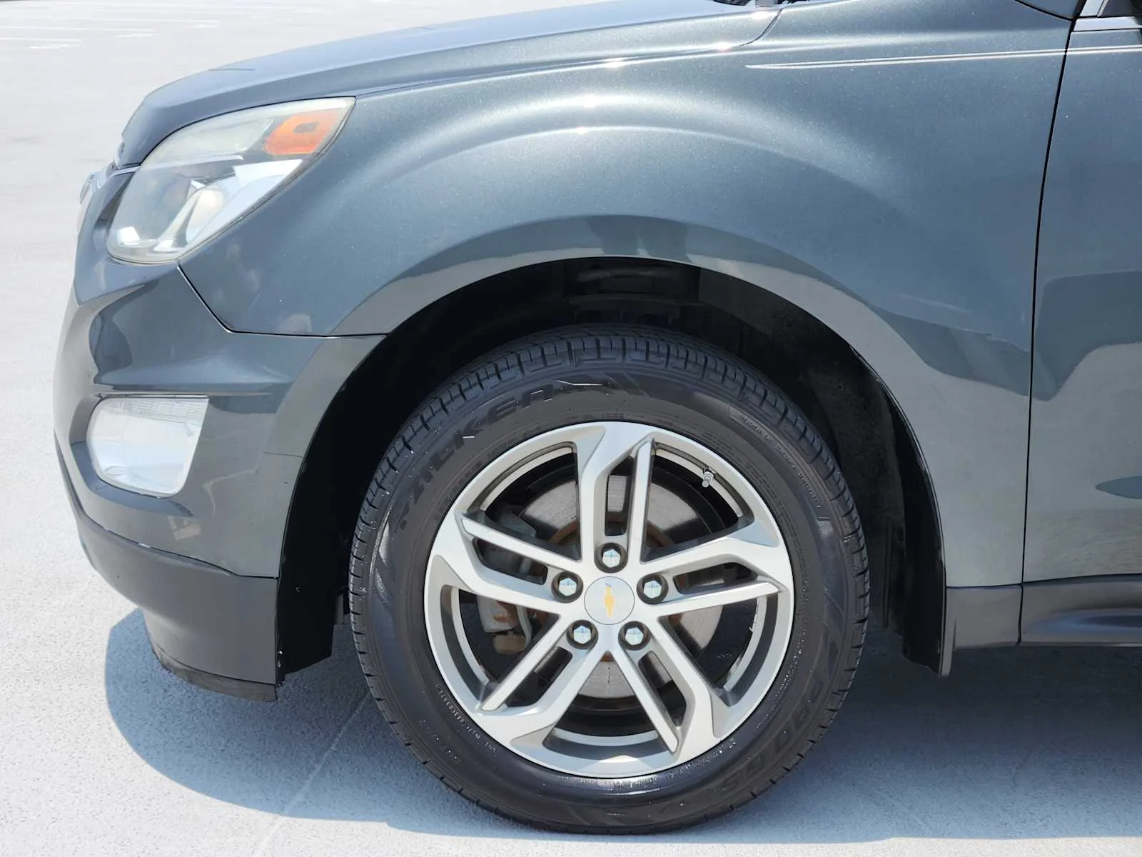 Used 2017 Nightfall Gray Metallic Chevrolet Premier image 9