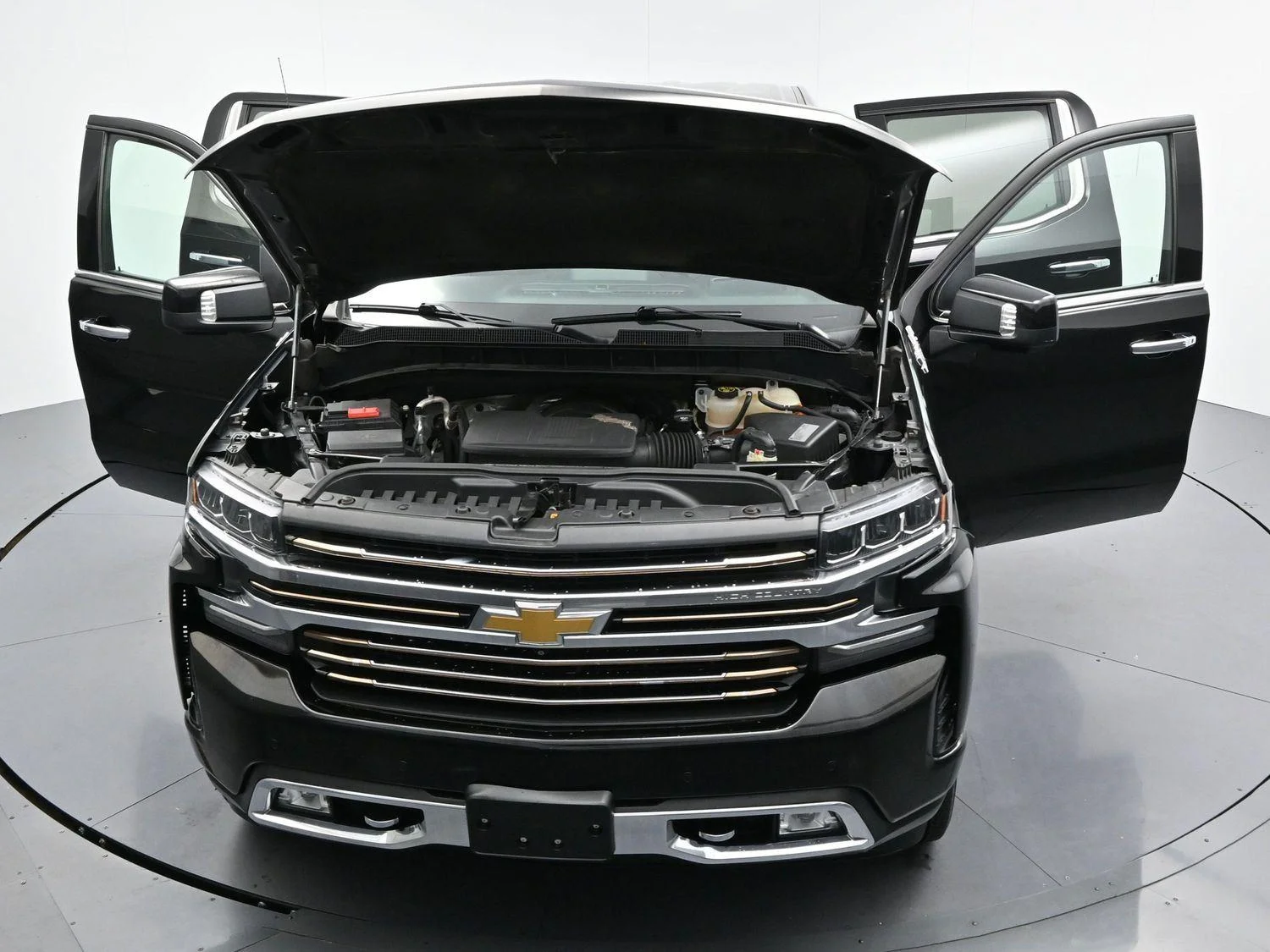 Used 2019 BLACK Chevrolet High Country image 42