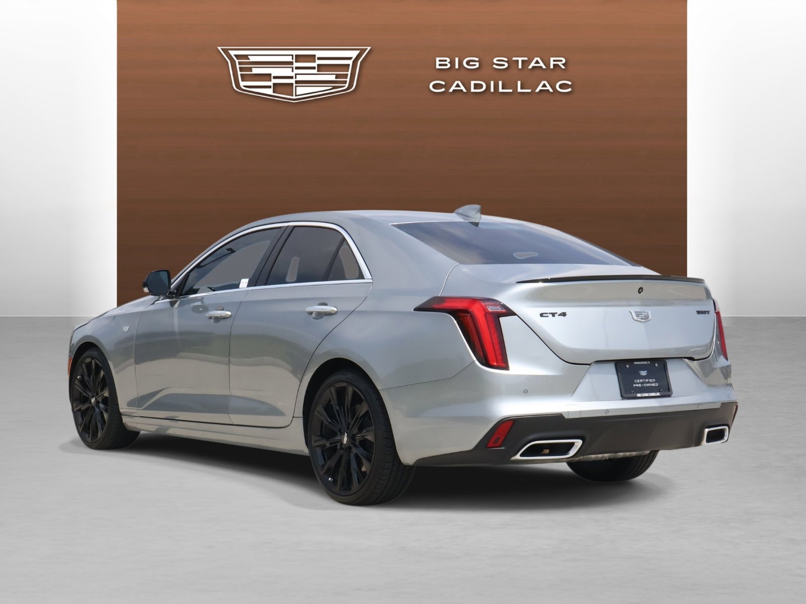 Used 2025 Argent Silver Metallic Cadillac Luxury image 3