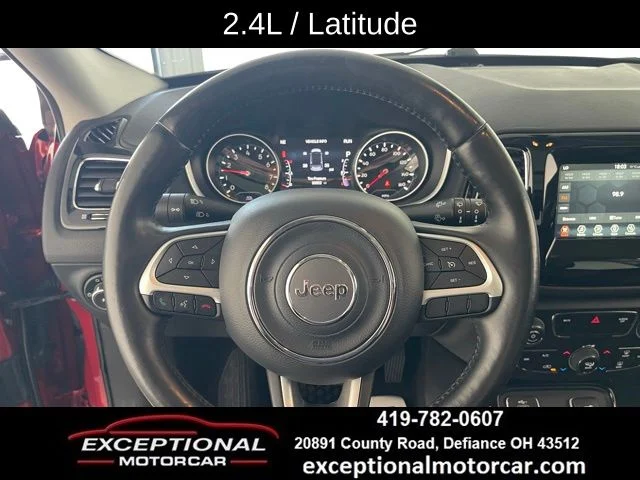 Used 2019 Red Jeep Latitude image 37
