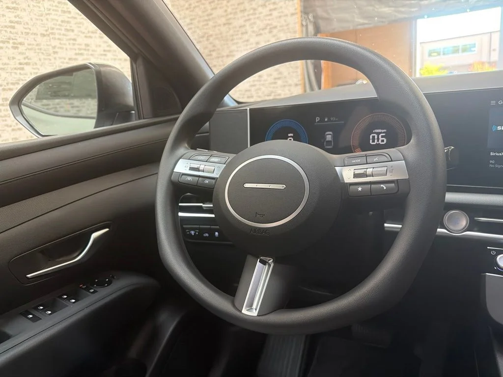 New 2027 Sage Gray Hyundai SE image 17