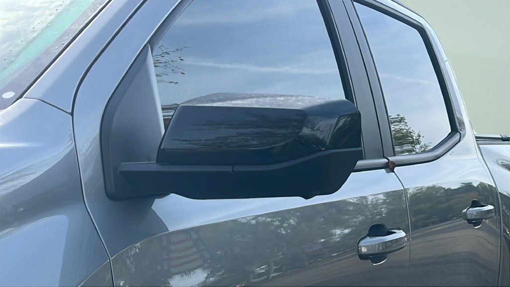 Used 2026 Silver GMC Elevation image 26