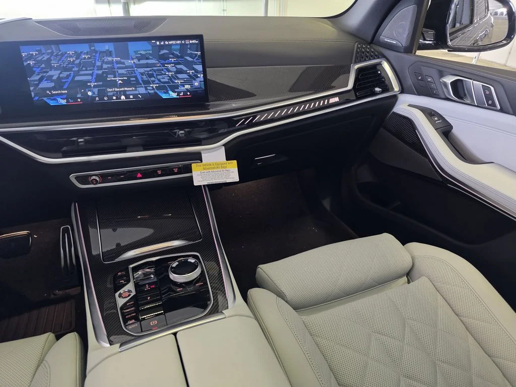 New 2026 Skyscraper Grey Metallic BMW M60i image 9