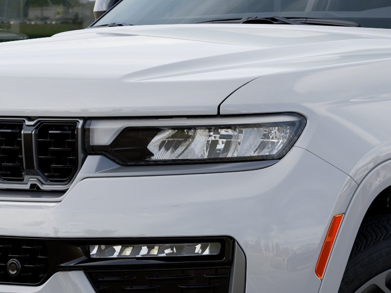 New 2026 Bright White Clear-Coat Exterior Paint Jeep Summit image 36