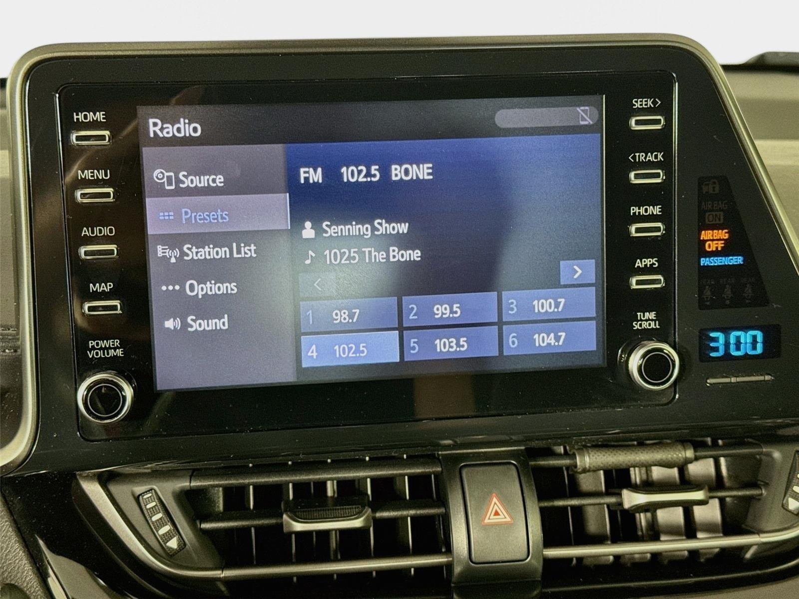 Used 2019 Ruby Flare Pearl Toyota XLE image 14