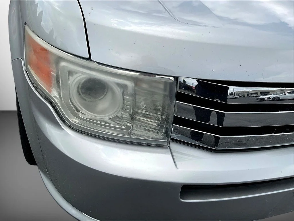 Used 2012 Silver Ford Limited image 32