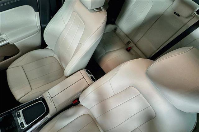 New 2026 Polar White Mercedes-Benz GLA 250 image 49