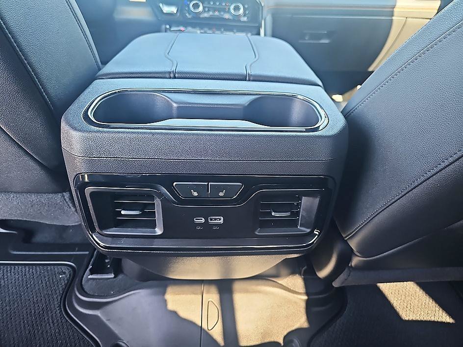 Used 2024 Onyx Black GMC AT4 image 34