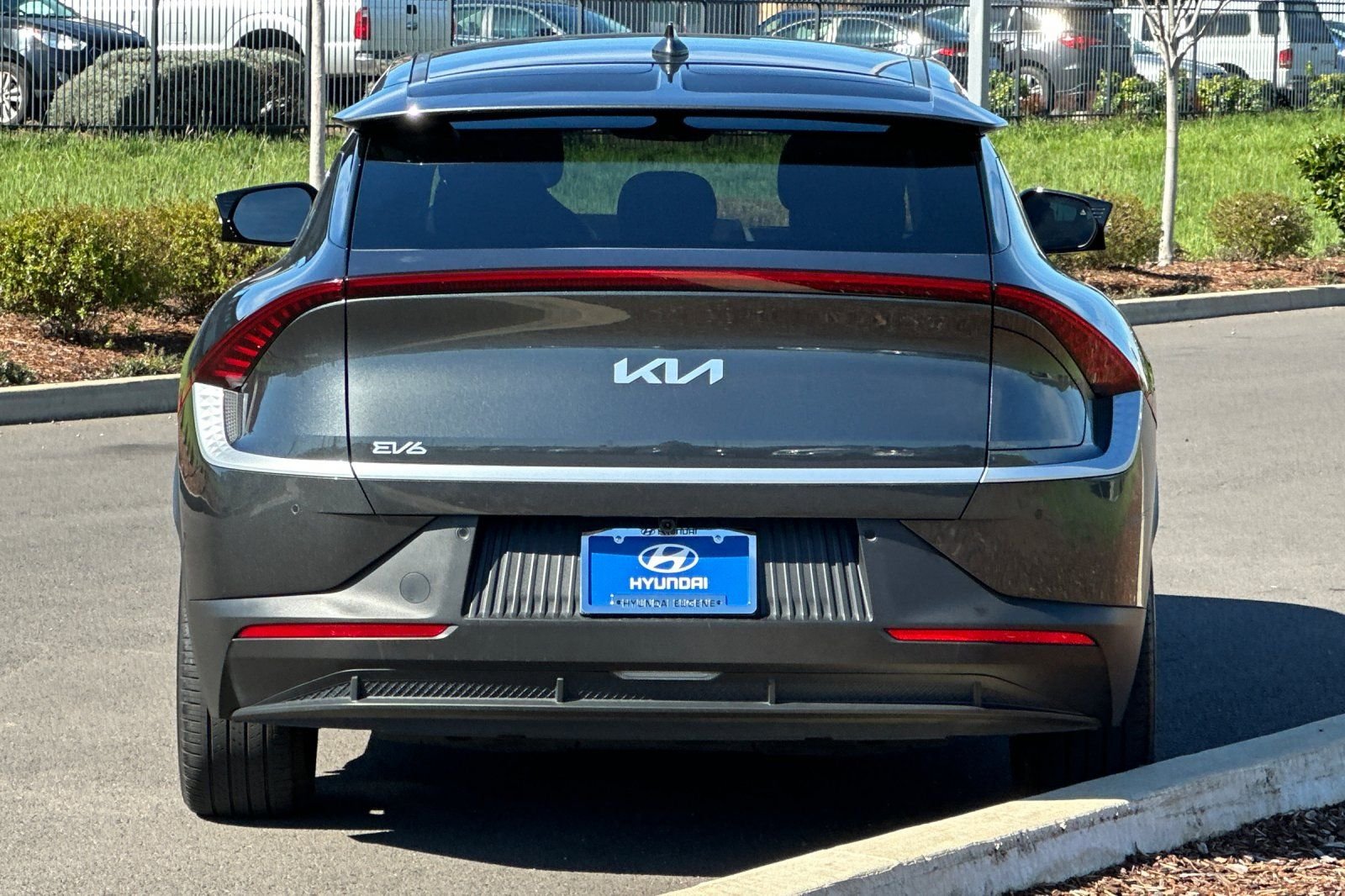Used 2023 Gray Kia Light image 4