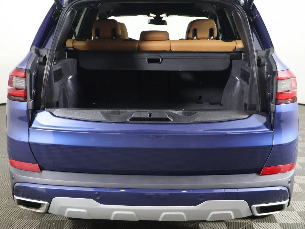 Used 2022 Blue BMW xDrive40i image 18