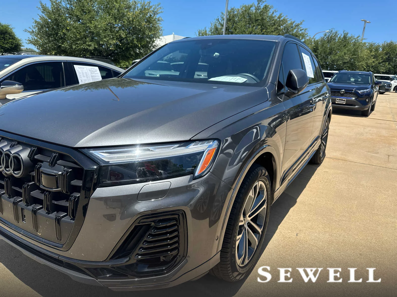 2025 Audi Q7 45 Premium Plus quattro Tiptronic's photo