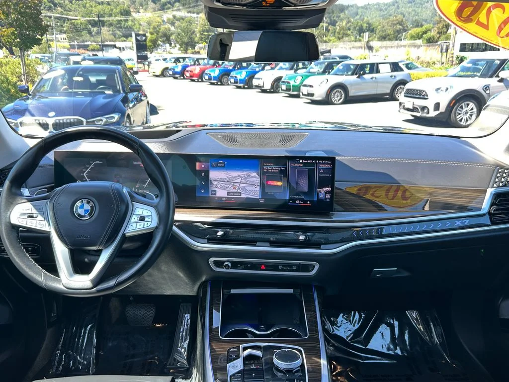 Used 2023 Green BMW xDrive40i image 37