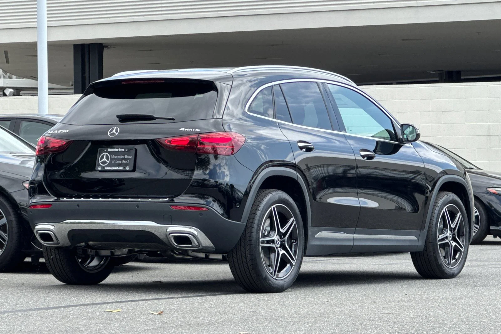 New 2026 Black Mercedes-Benz GLA 250 image 4