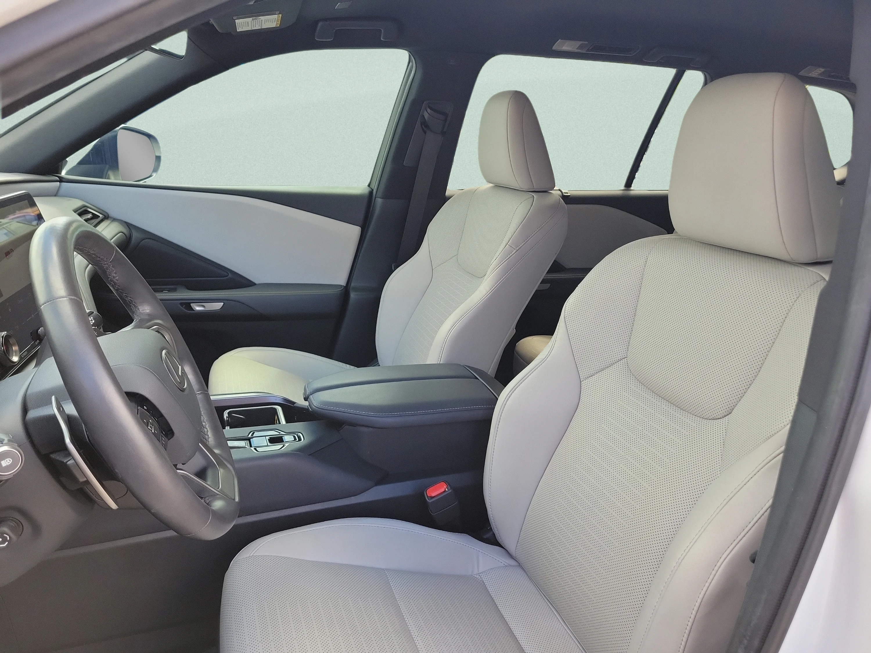Used 2024 Pearl Lexus TX 350 image 17