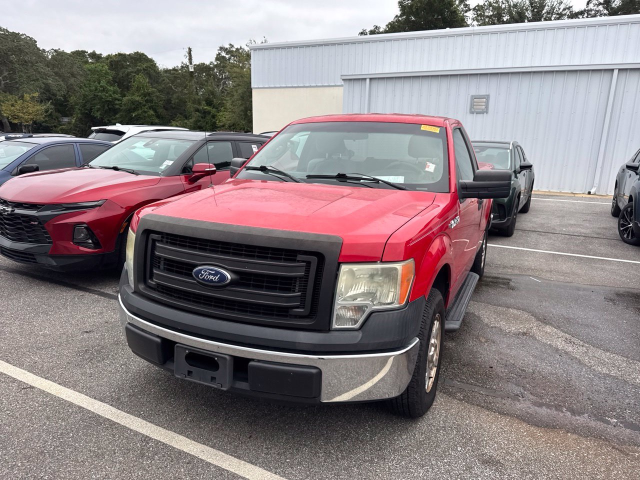 Used 2014 Red Ford XL image 1
