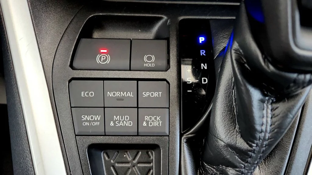 Certified Used 2021 White Toyota XLE image 35