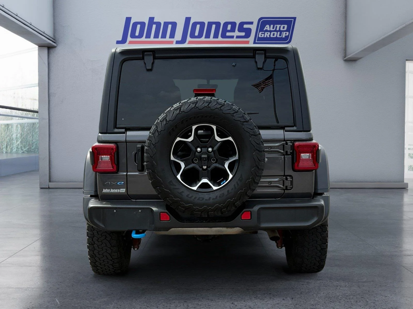 Used 2022 Granite Crystal Metallic Clearcoat Jeep Unlimited Rubicon image 4