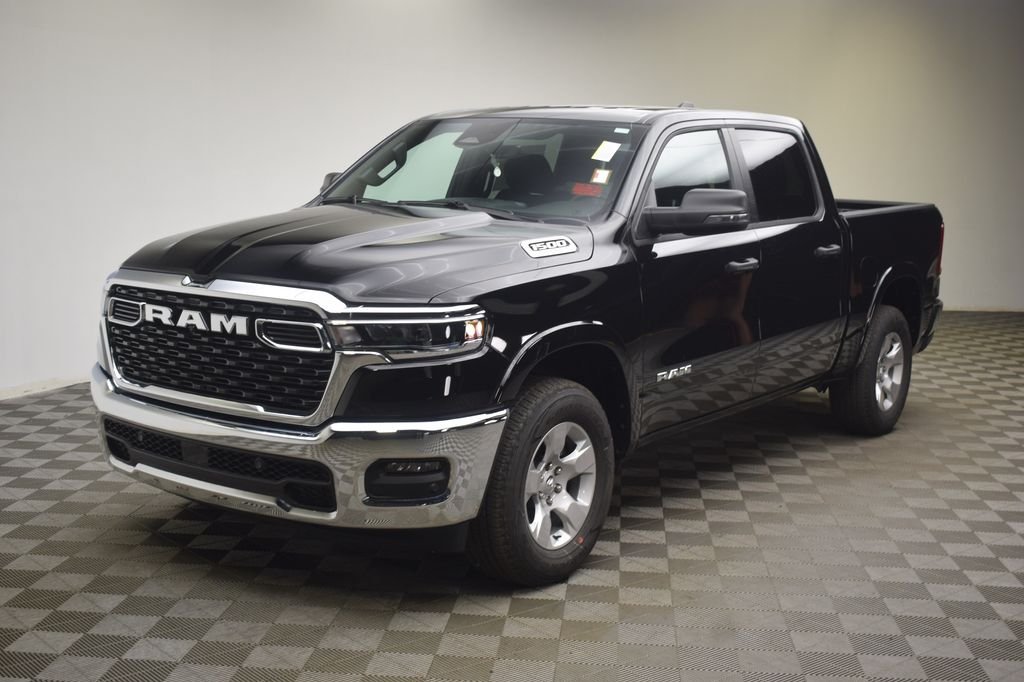 New 2026 Diamond Black Crystal Pearl-Coat Exterior Paint RAM Big Horn/Lone Star image 15