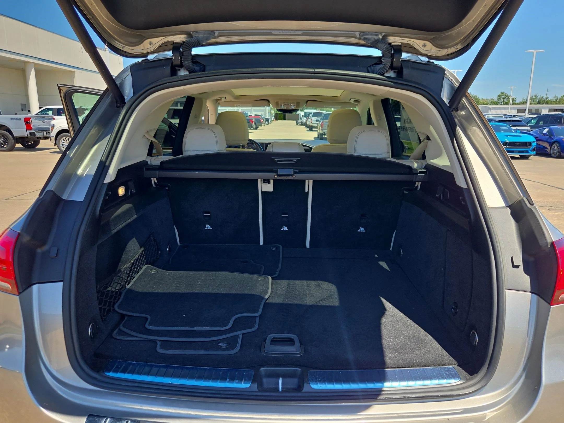Certified Used 2022 Mojave Silver Metallic Mercedes-Benz GLE 350 image 24