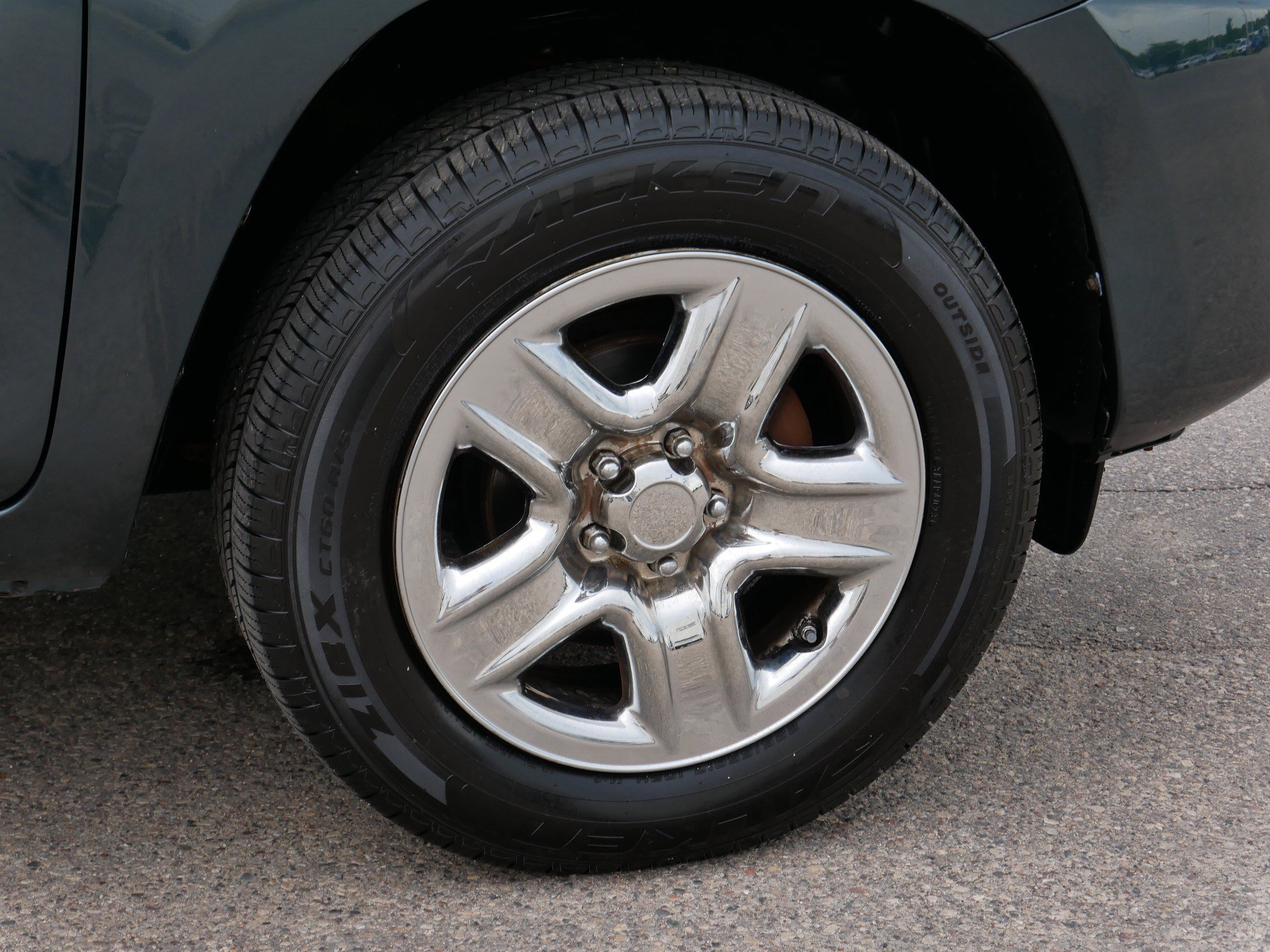Used 2010 Black Forest Pearl Toyota 4WD 4CYL 4SPD image 15