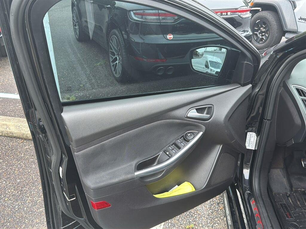 Used 2014 Tuxedo Black Metallic Ford ST image 10